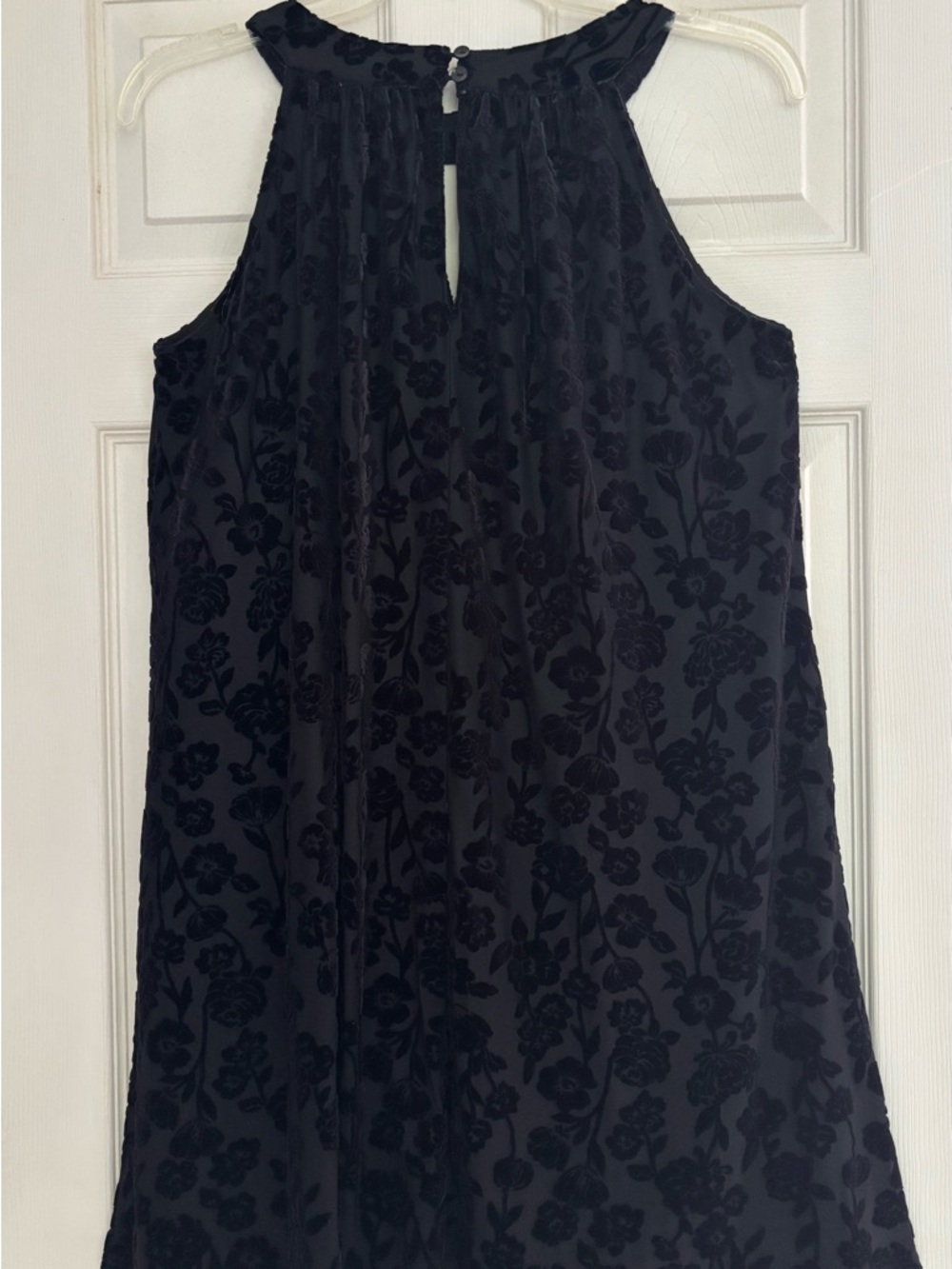 Black Floral Burnout Halter Dress by Just Found 1X - Picture 2 of 8